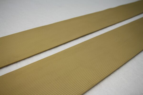 Oldtimer Gummi Türschwellerauflage hellbeige