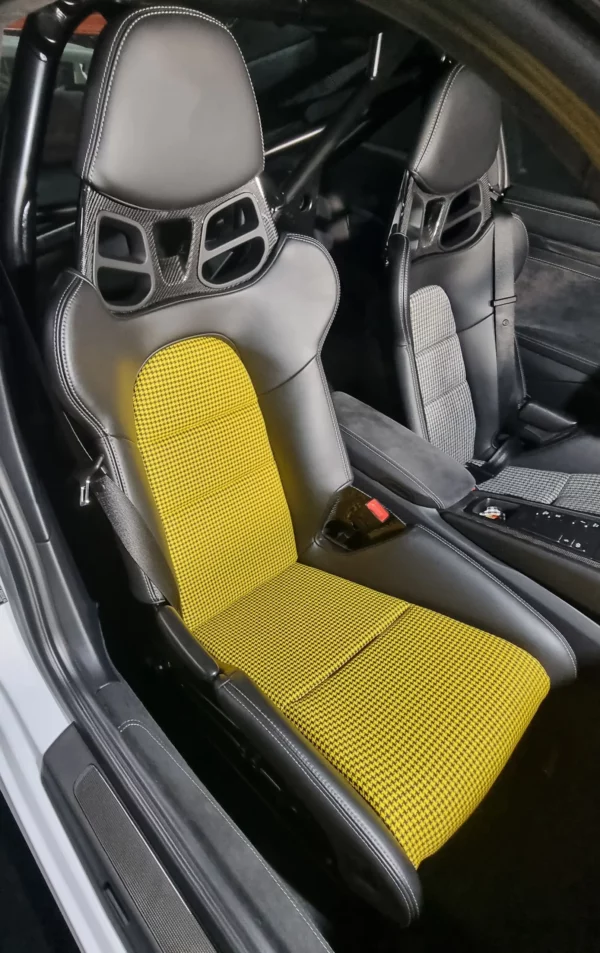 Innenflächen passend für Porsche Vollschalensitz mit Bezugsstoff Hahnentritt schwarz / gelb