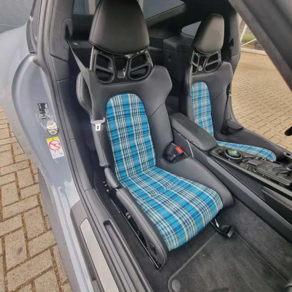 Innenflächen passend für Porsche Vollschalensitz mit Bezugsstoff Schottenkaro blau MDS