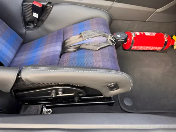 Bezüge für Innenflächen passend für Porsche Vollschalensitz mit Bezugsstoff Multicolor blau