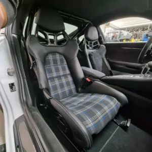 Innenflächen passend für Porsche Vollschalensitz mit Bezugsstoff Schottenkaro blau GTE