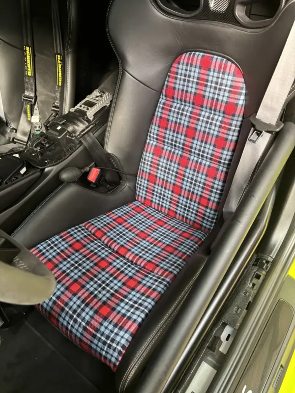 Innenflächen passend für Porsche Vollschalensitz mit Bezugsstoff Schottenkaro rot - blau – Bild 2