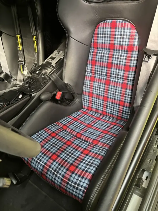 Innenflächen passend für Porsche Vollschalensitz mit Bezugsstoff Schottenkaro rot - blau – Bild 3